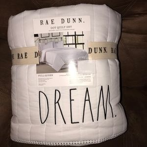 Rae Dunn Quilt & Sham Set